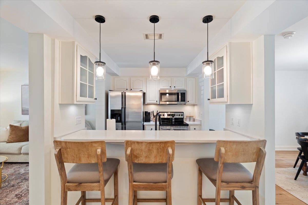 7469 GERMANTOWN SQ S