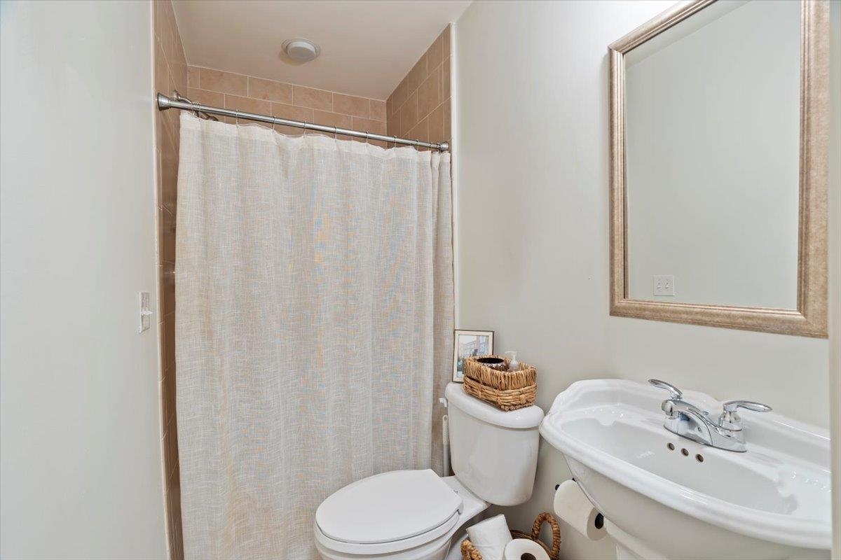 7469 GERMANTOWN SQ S