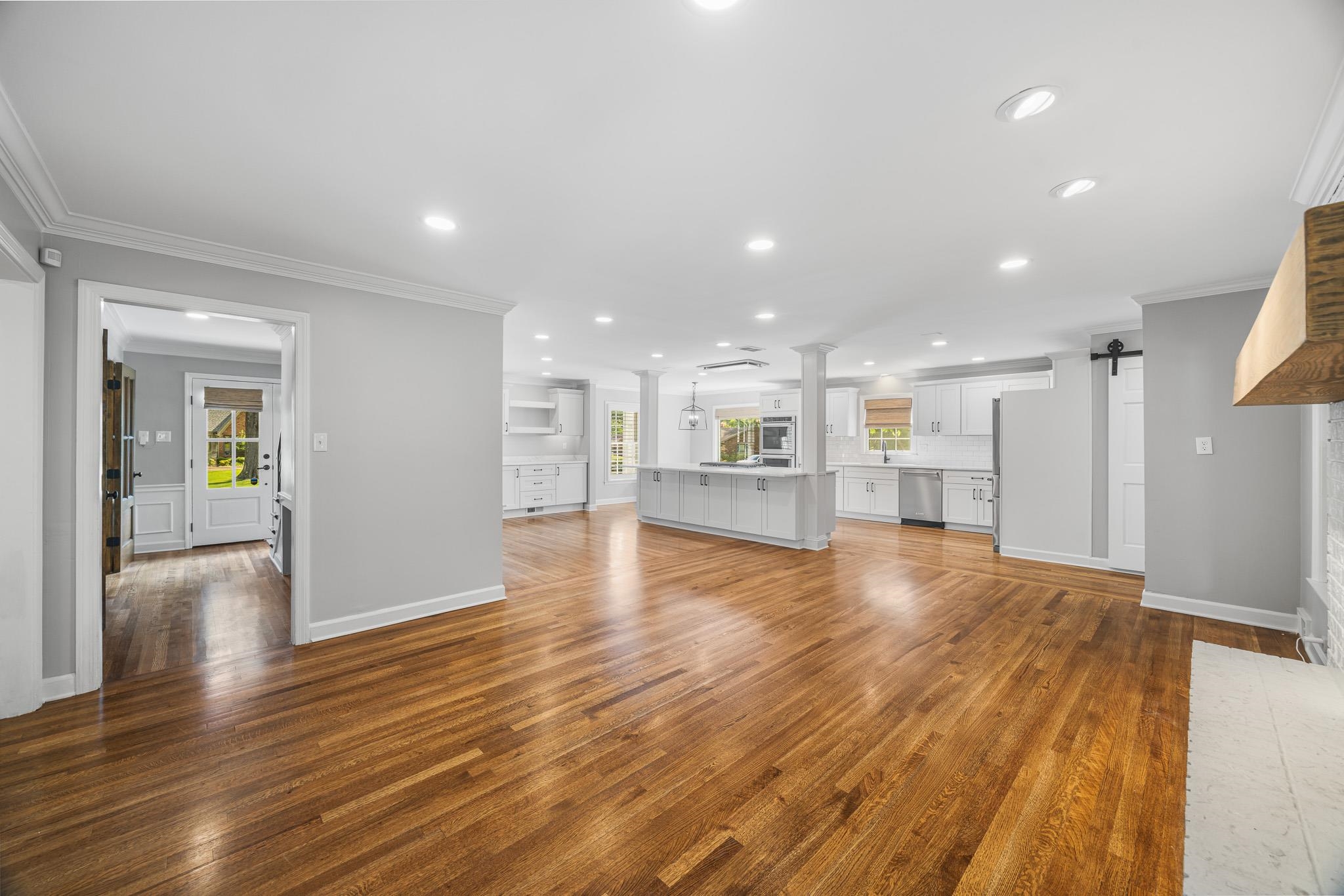 2027 OLD LAKE PIKE