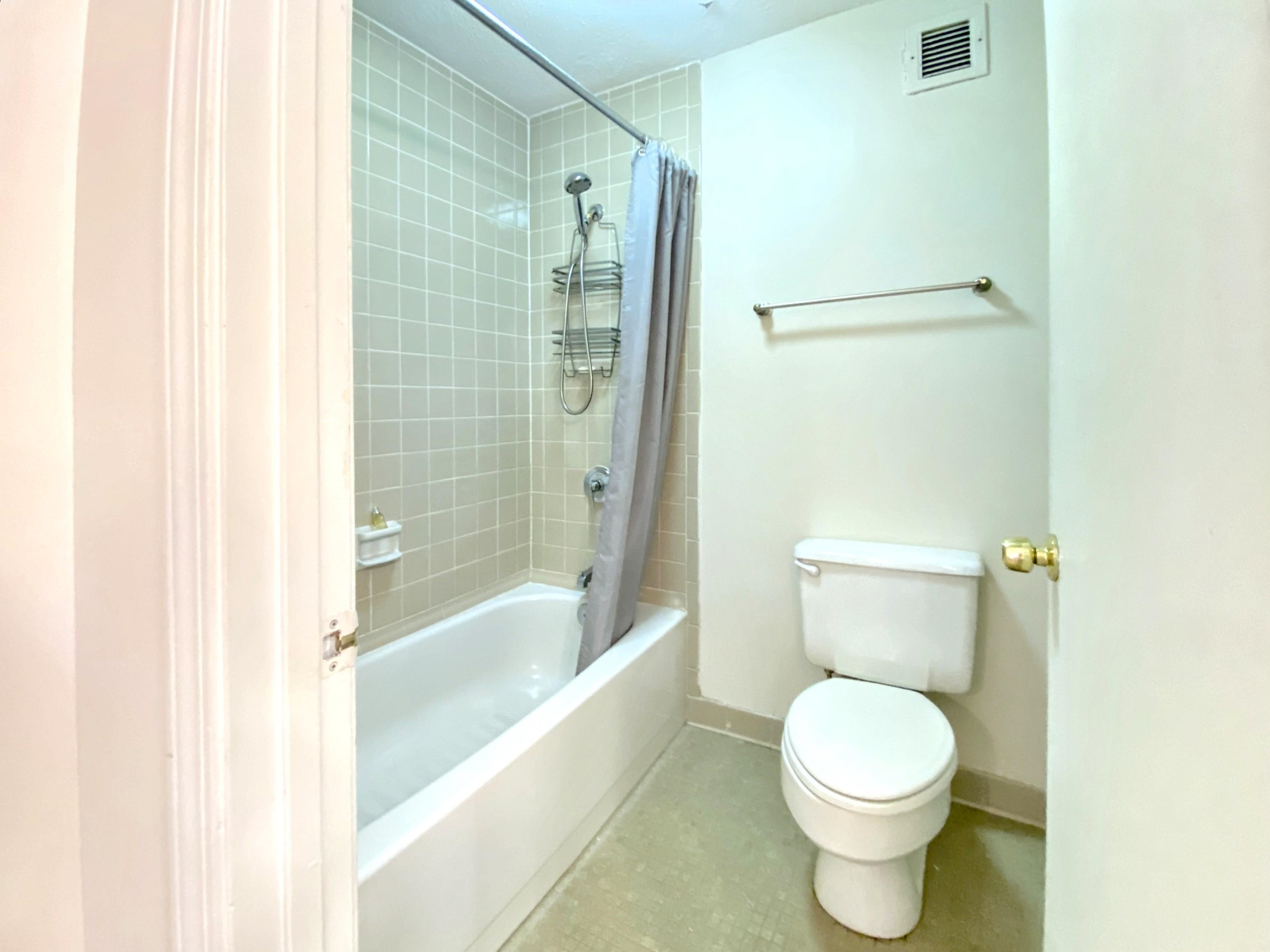 109 N MAIN ST Unit: 1503