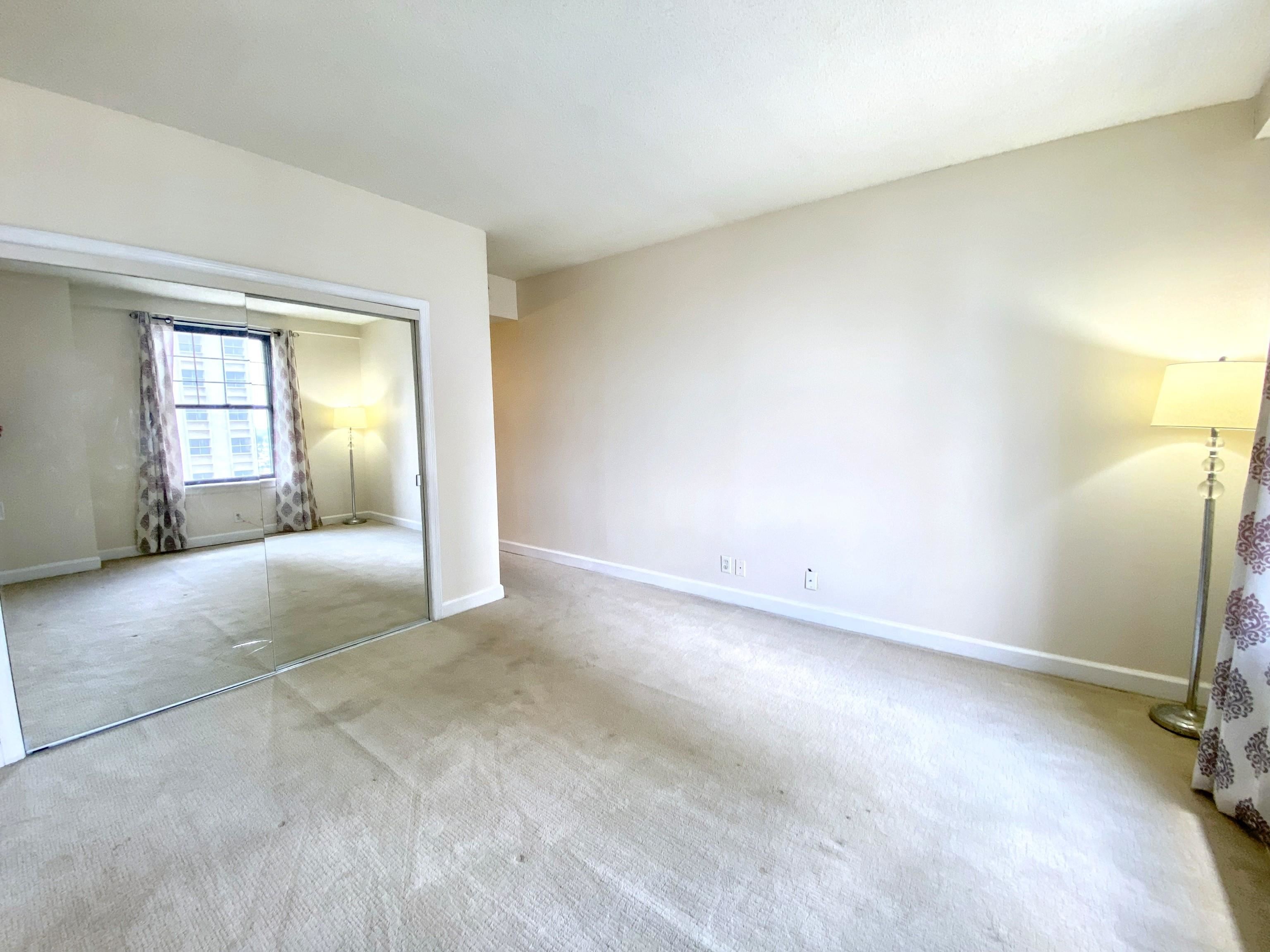 109 N MAIN ST Unit: 1503