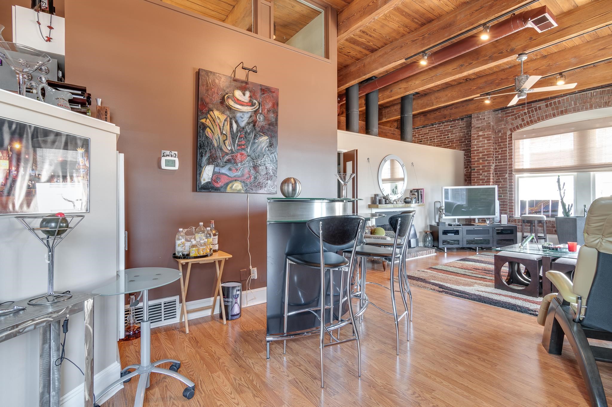 262 WAGNER PL Unit: 402