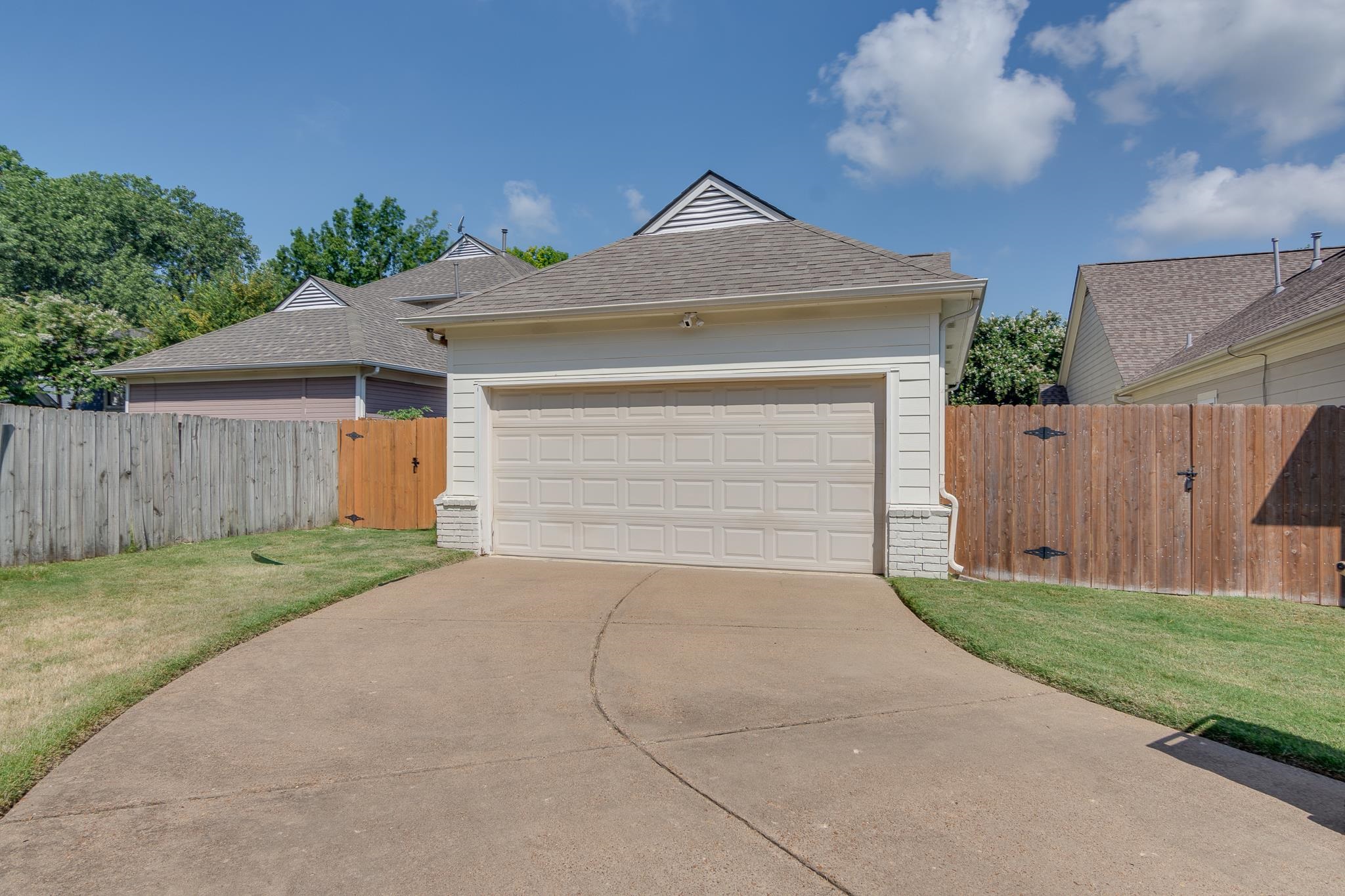 139 HARBOR CREEK DR