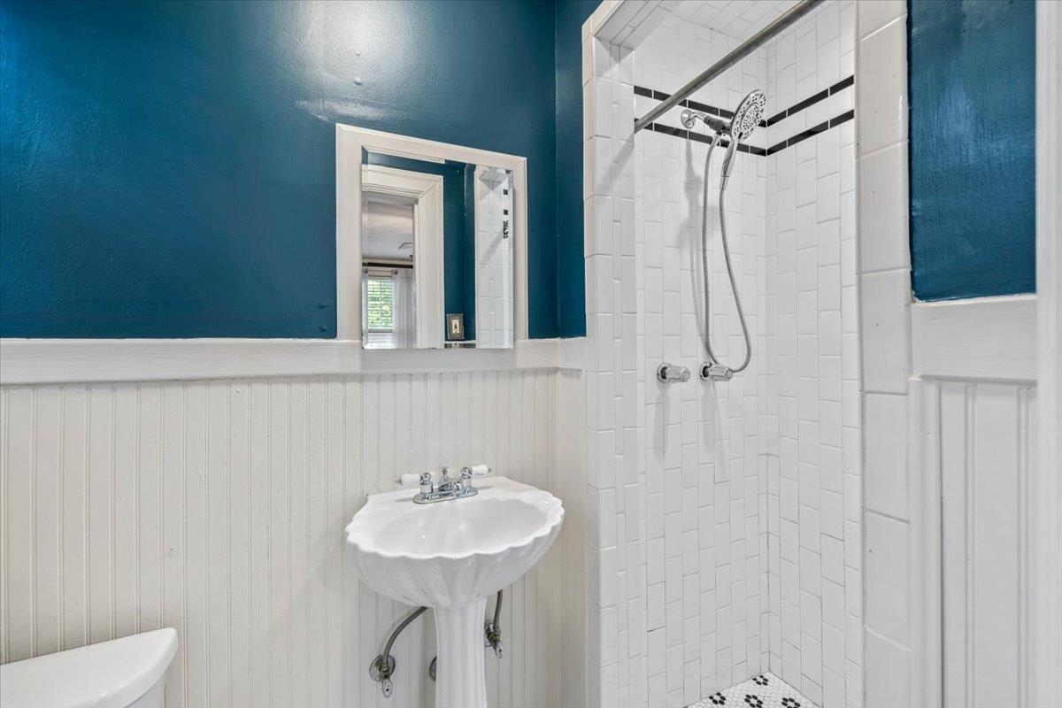 204 S MCLEAN BLVD Unit: 6