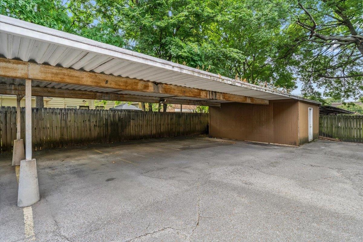 204 S MCLEAN BLVD Unit: 6