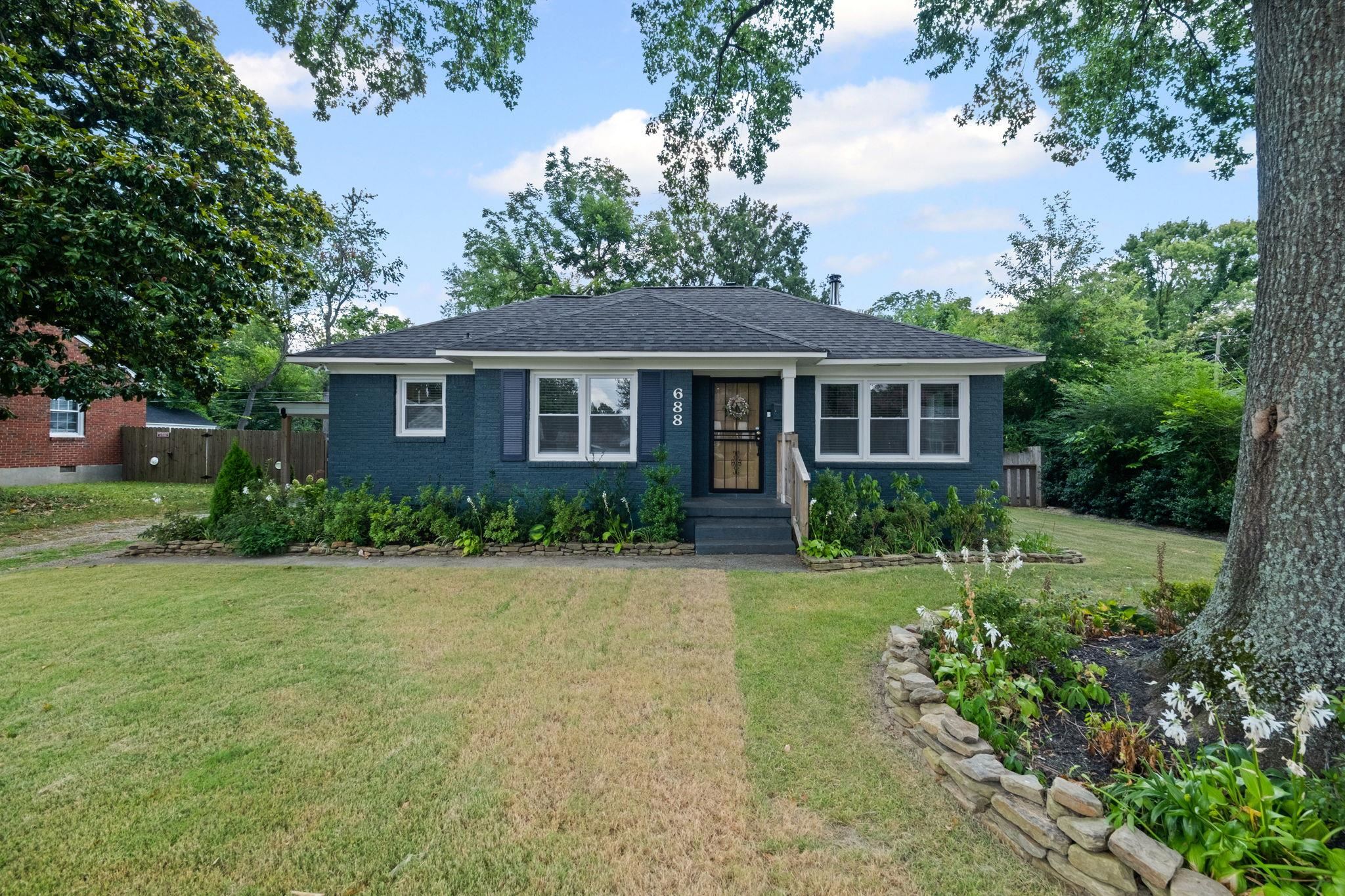 688 BERRY RD