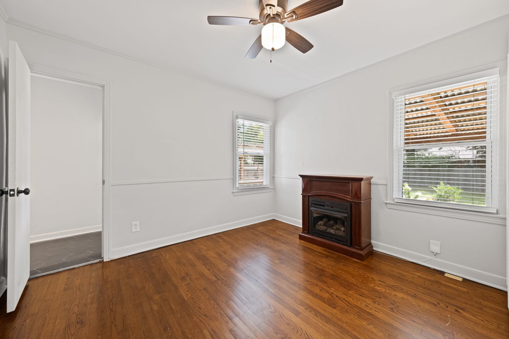 688 BERRY RD