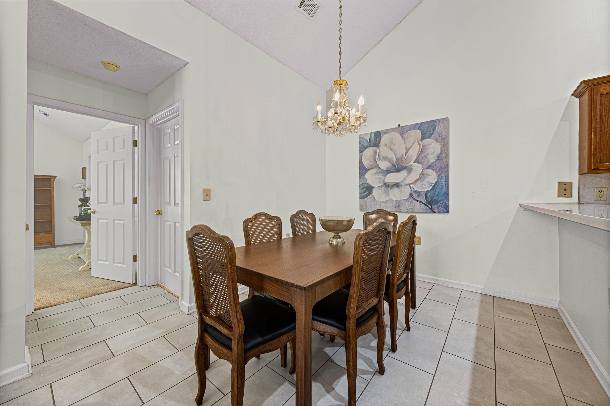 1061 OAK TIMBER CIR Unit: 73