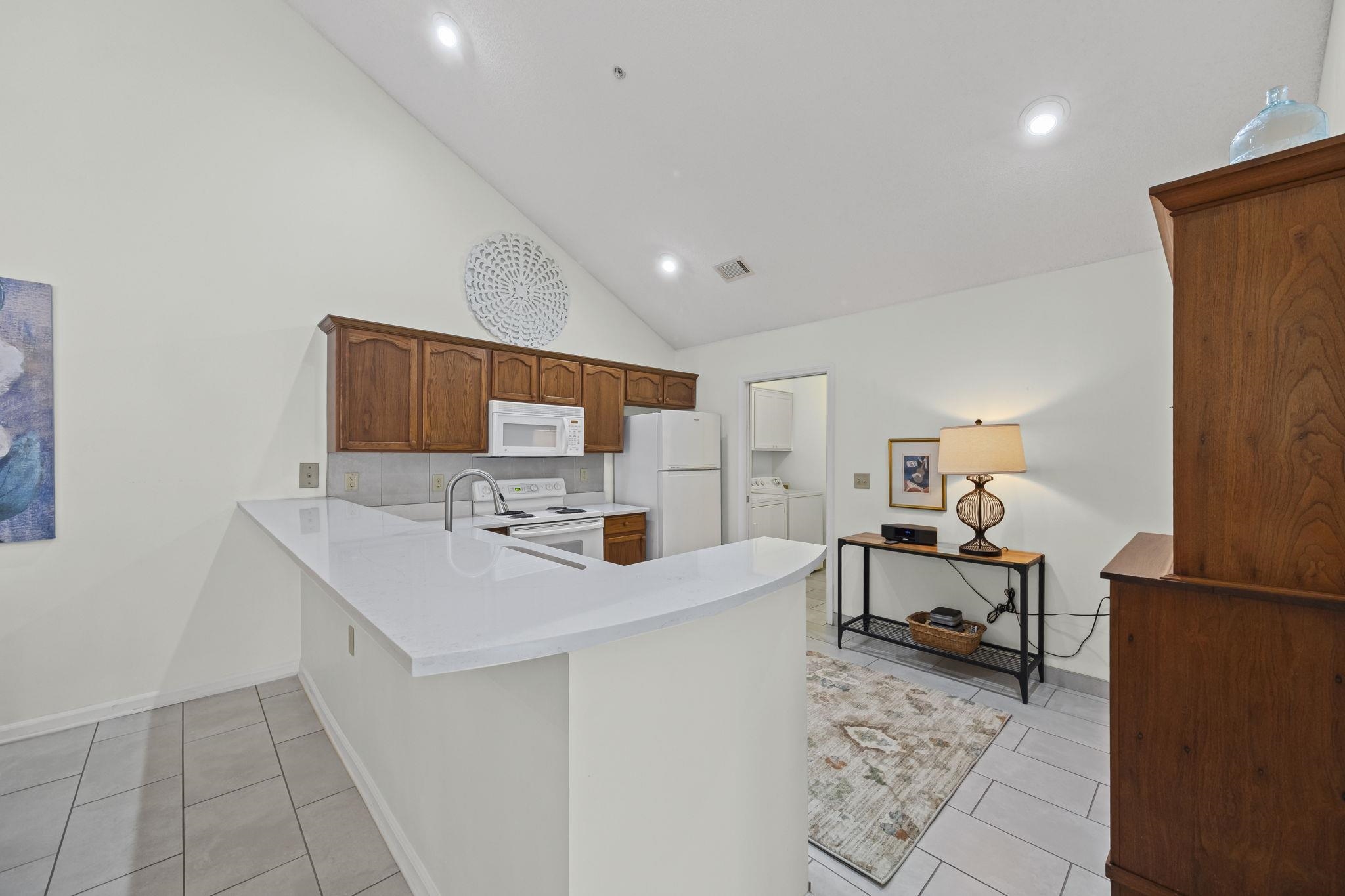 1061 OAK TIMBER CIR Unit: 73