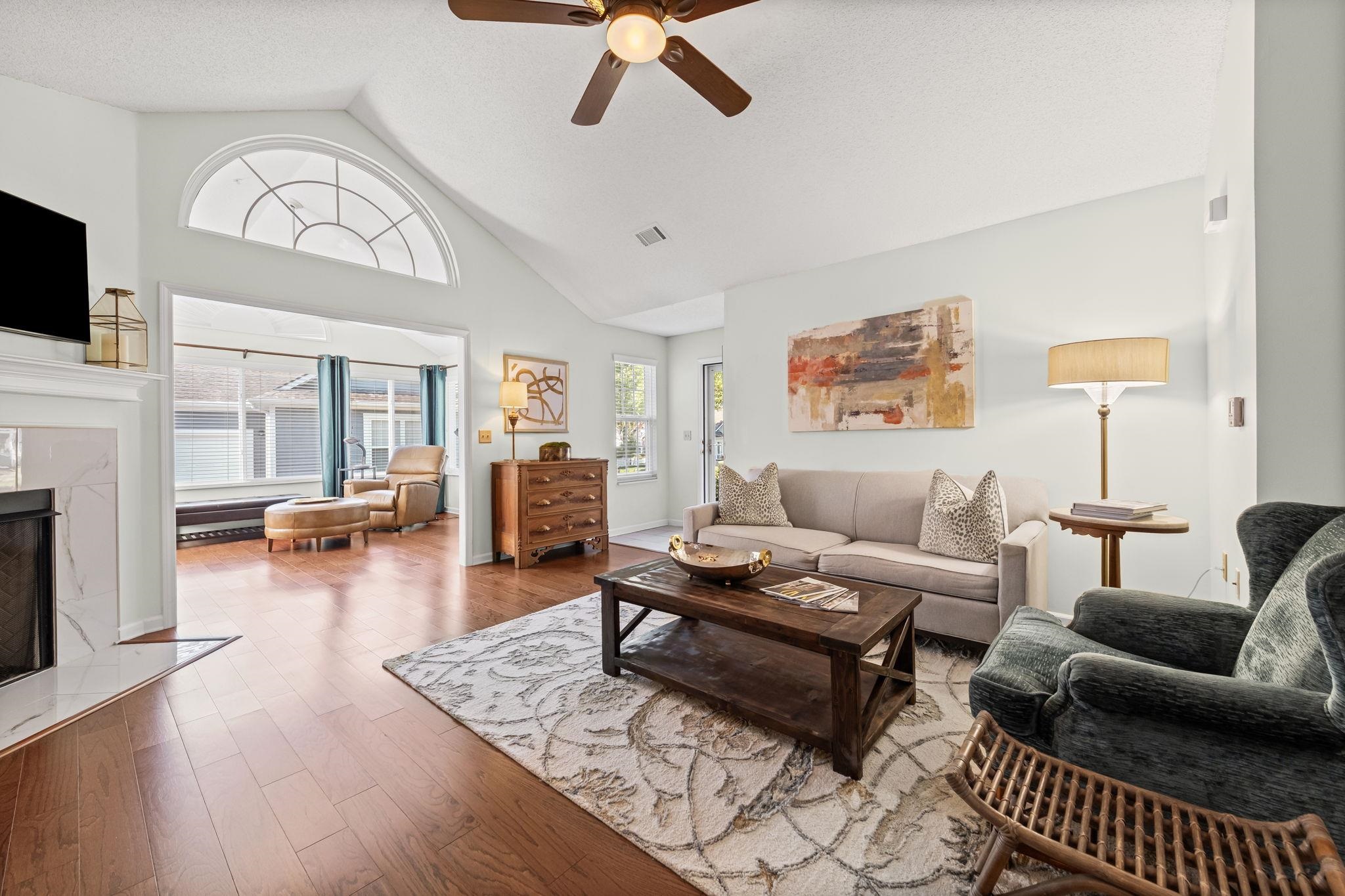 1061 OAK TIMBER CIR Unit: 73