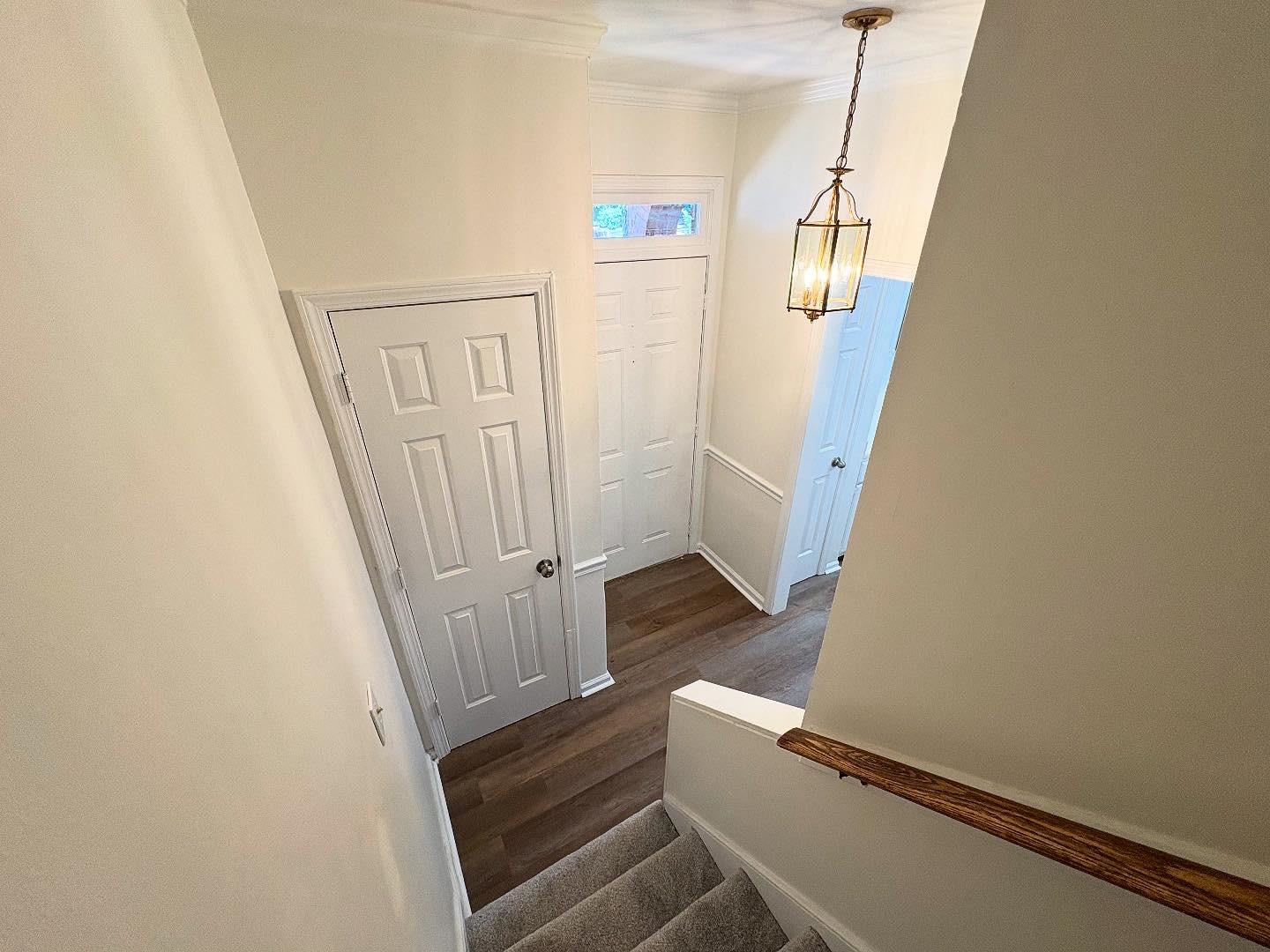 2275 EDGEWOOD CV
