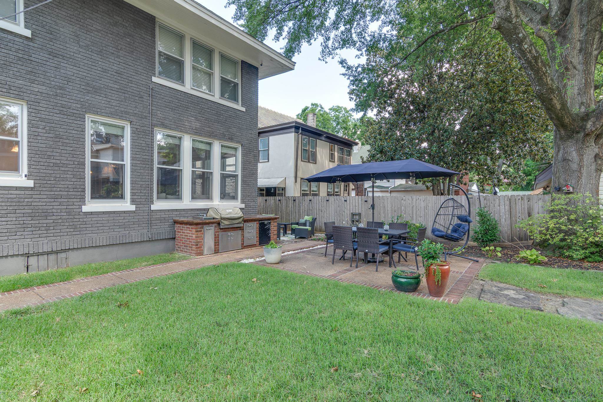 1373 PEABODY AVE