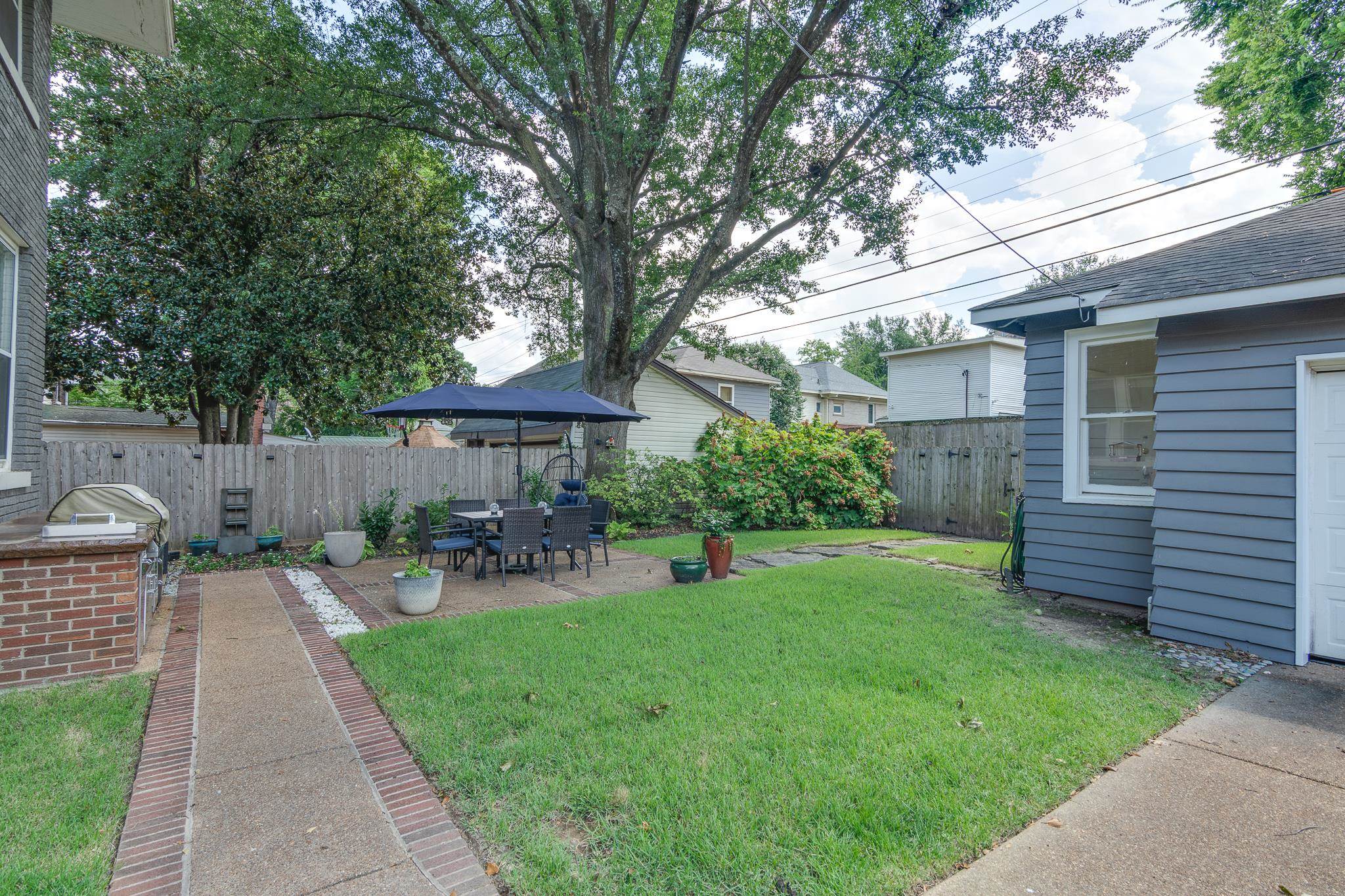 1373 PEABODY AVE