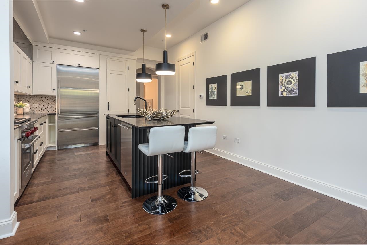 717 RIVERSIDE DR Unit: 109