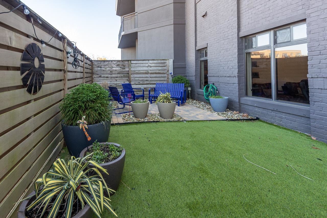 717 RIVERSIDE DR Unit: 109