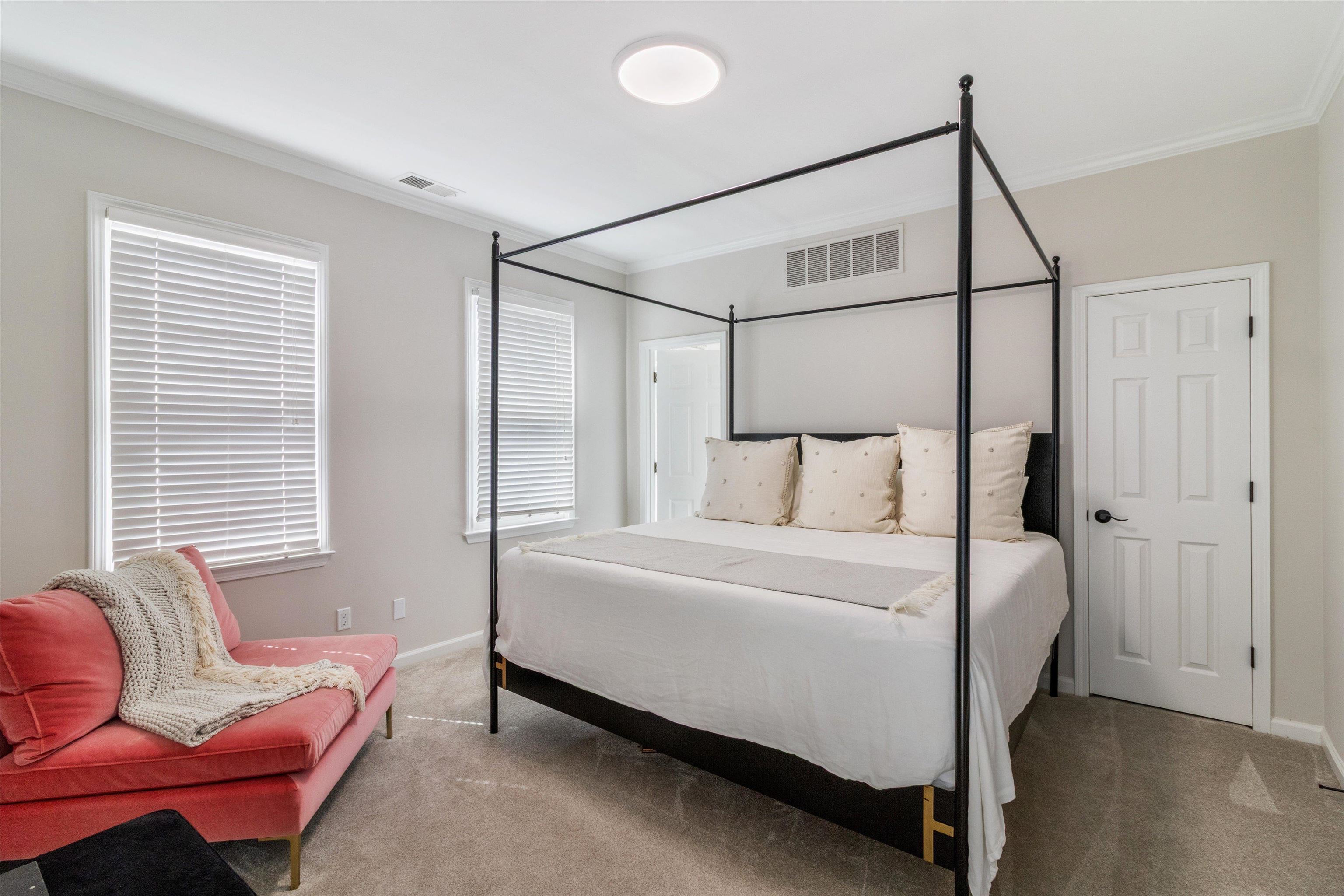 954 RIVER LANDING DR