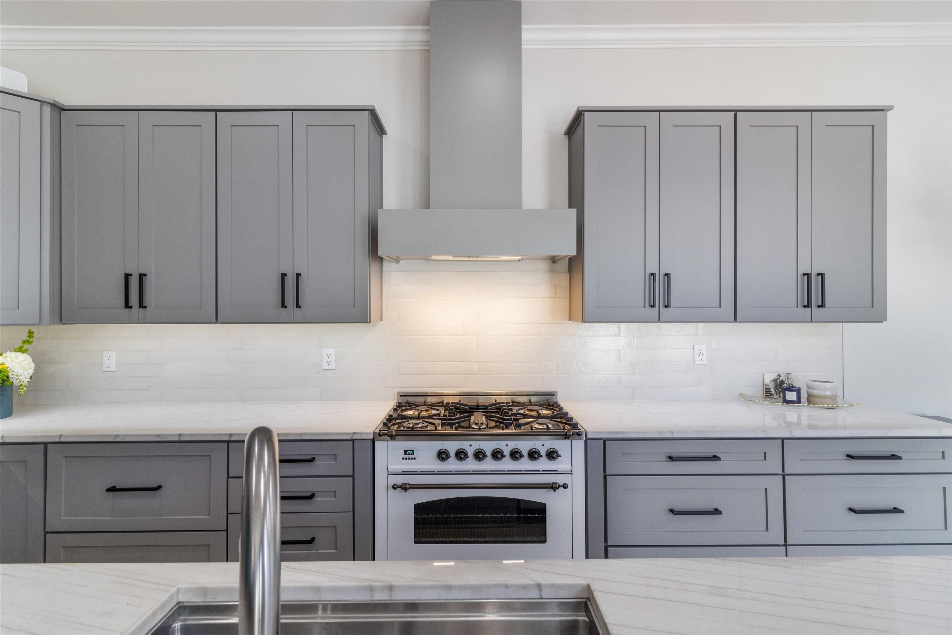 954 RIVER LANDING DR