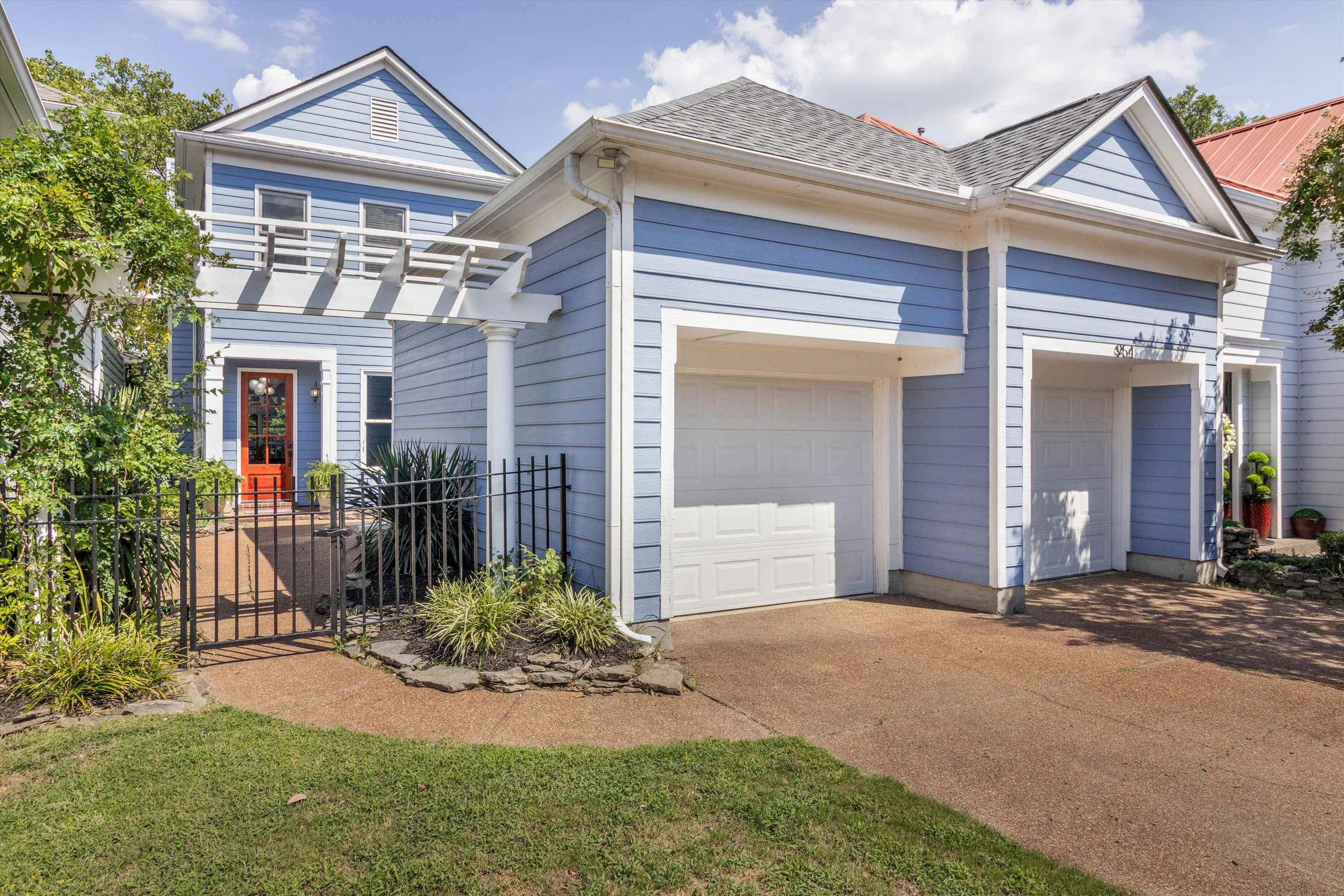 954 RIVER LANDING DR