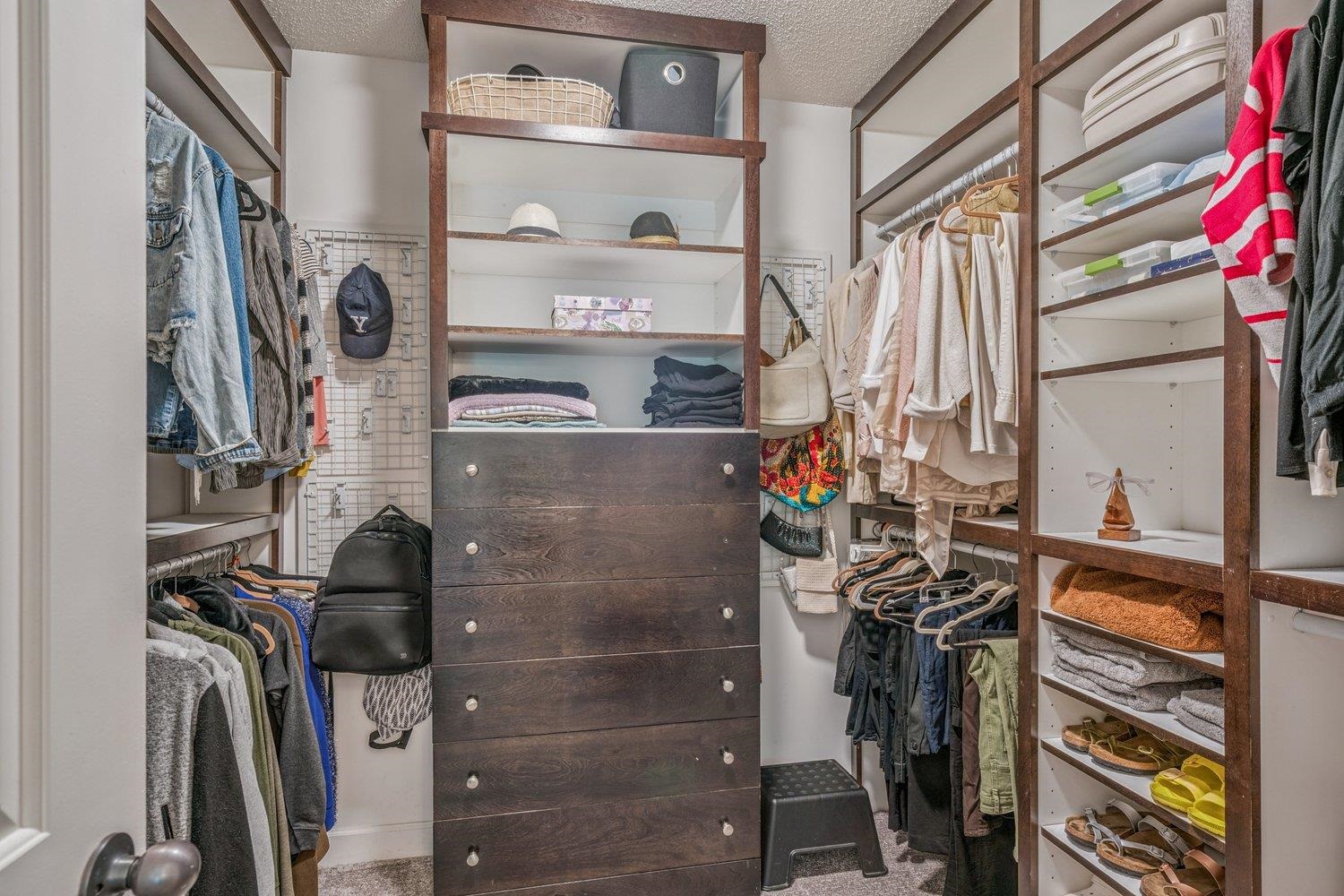 2519 SHILLINGFORD DR