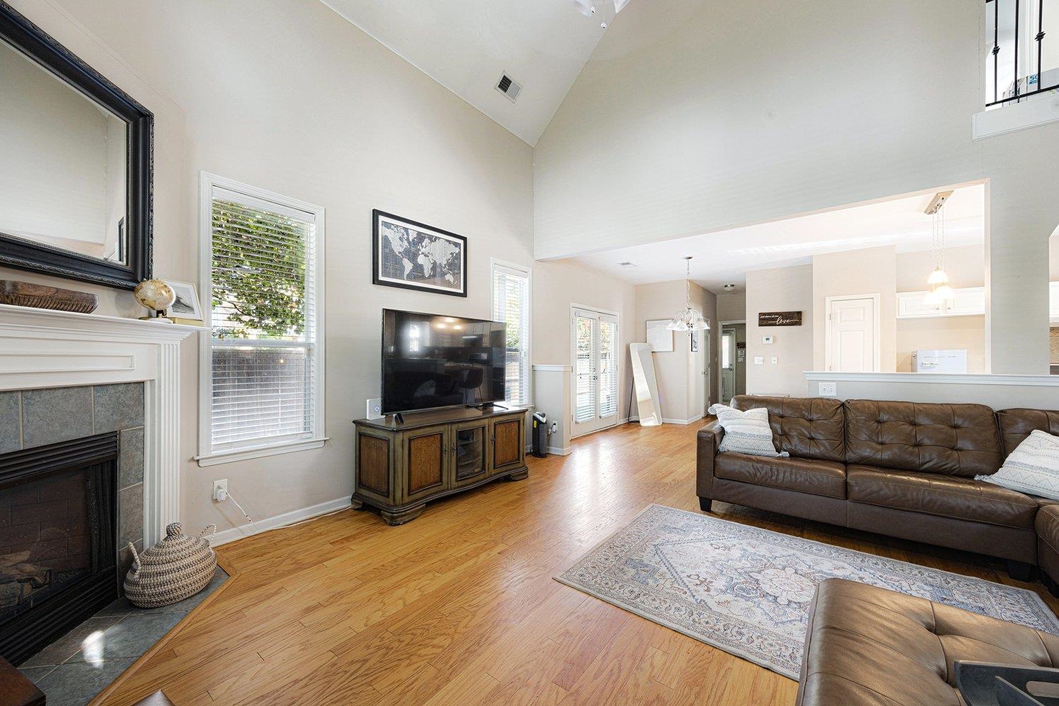 1390 ISLAND SHORE DR