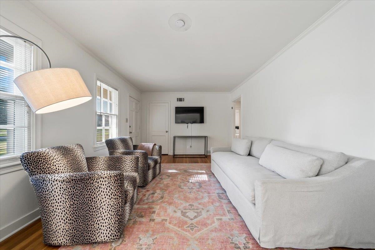 435 FAIRFIELD CIR