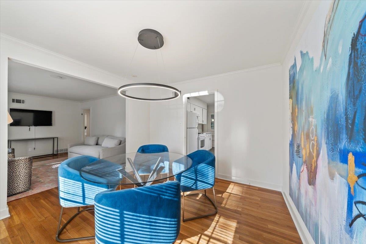 435 FAIRFIELD CIR