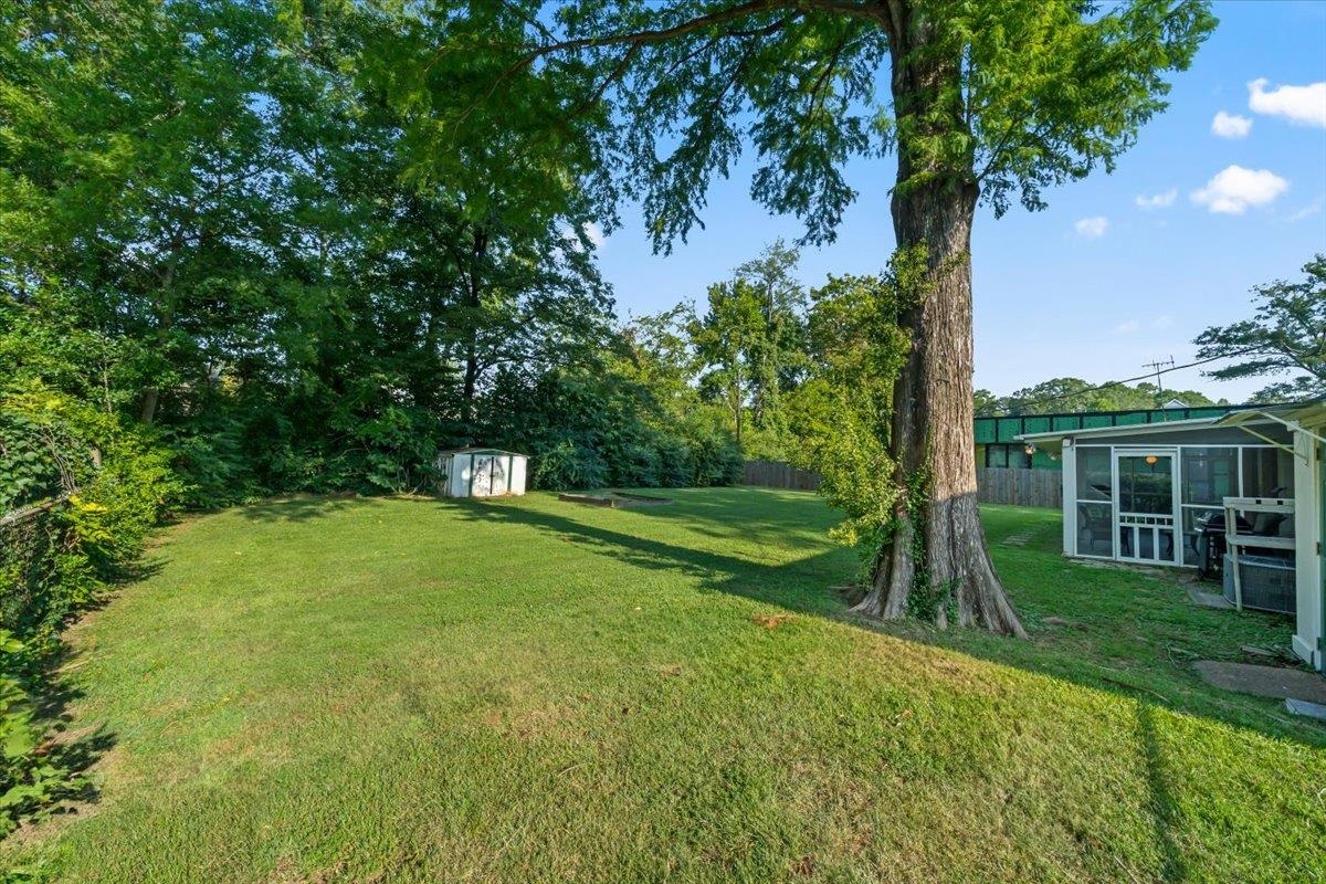 435 FAIRFIELD CIR
