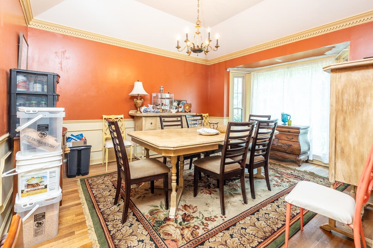 2093 HICKORY CREST DR