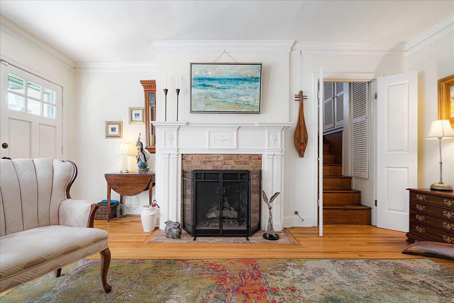 414 HOLMES CIR