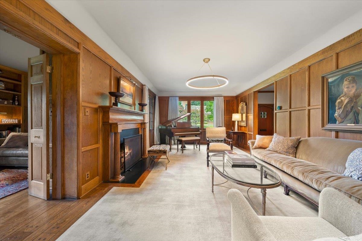 2917 NATCHEZ LN