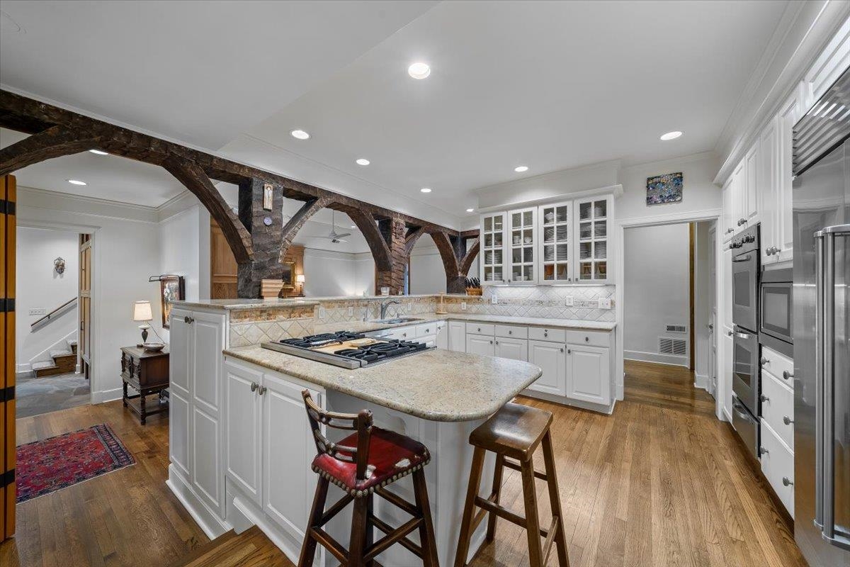 2917 NATCHEZ LN