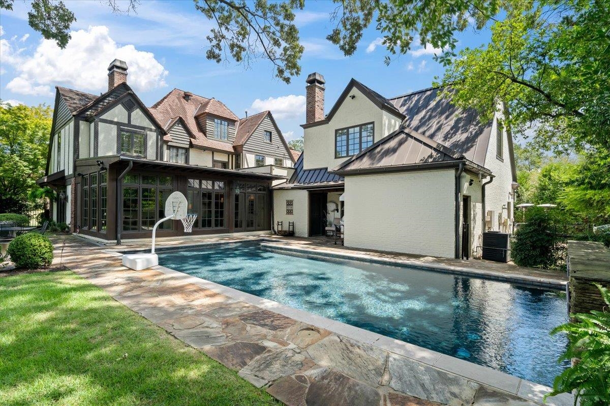 2917 NATCHEZ LN