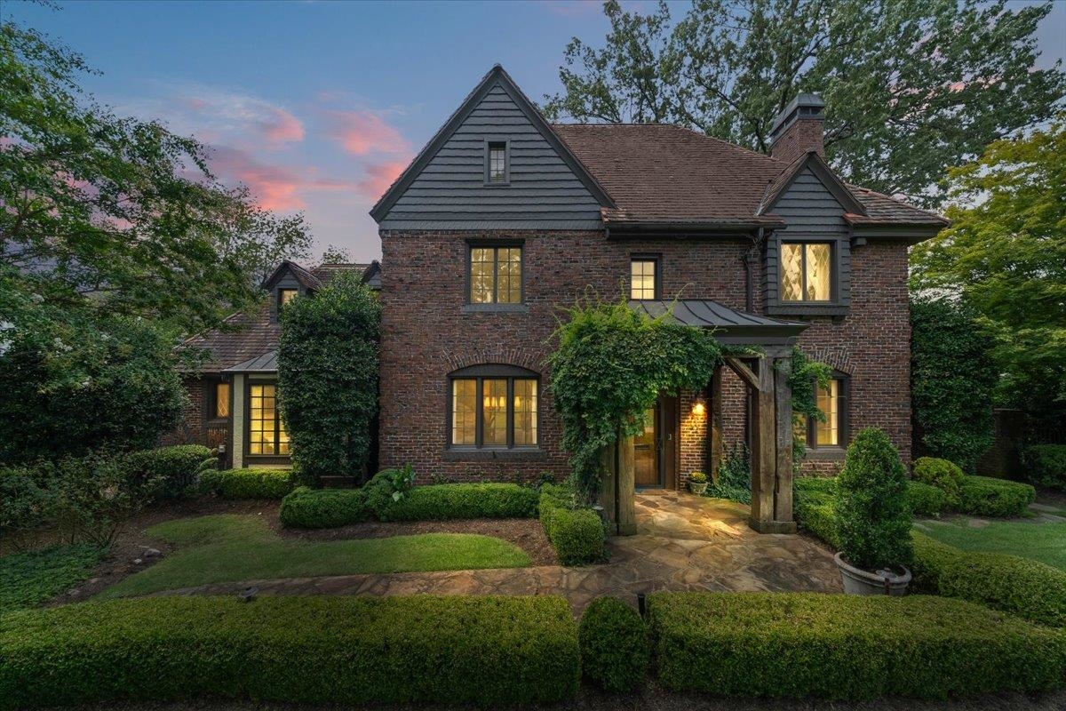 2917 NATCHEZ LN
