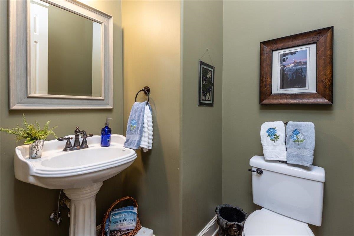 10050 AVENT RIDGE CV