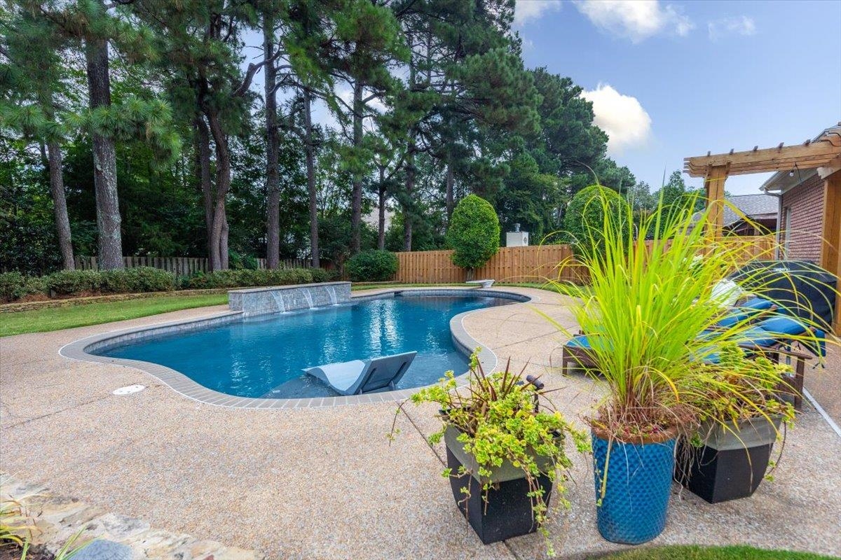 10050 AVENT RIDGE CV