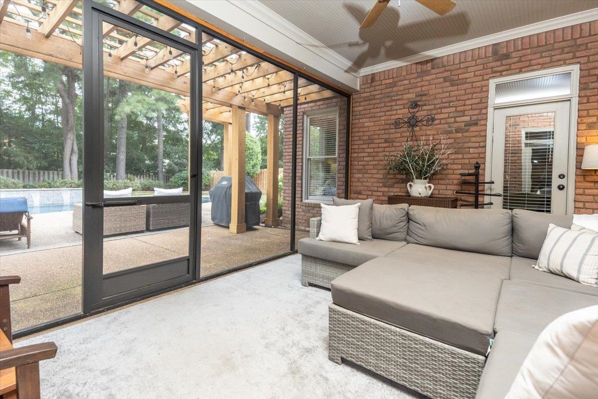 10050 AVENT RIDGE CV