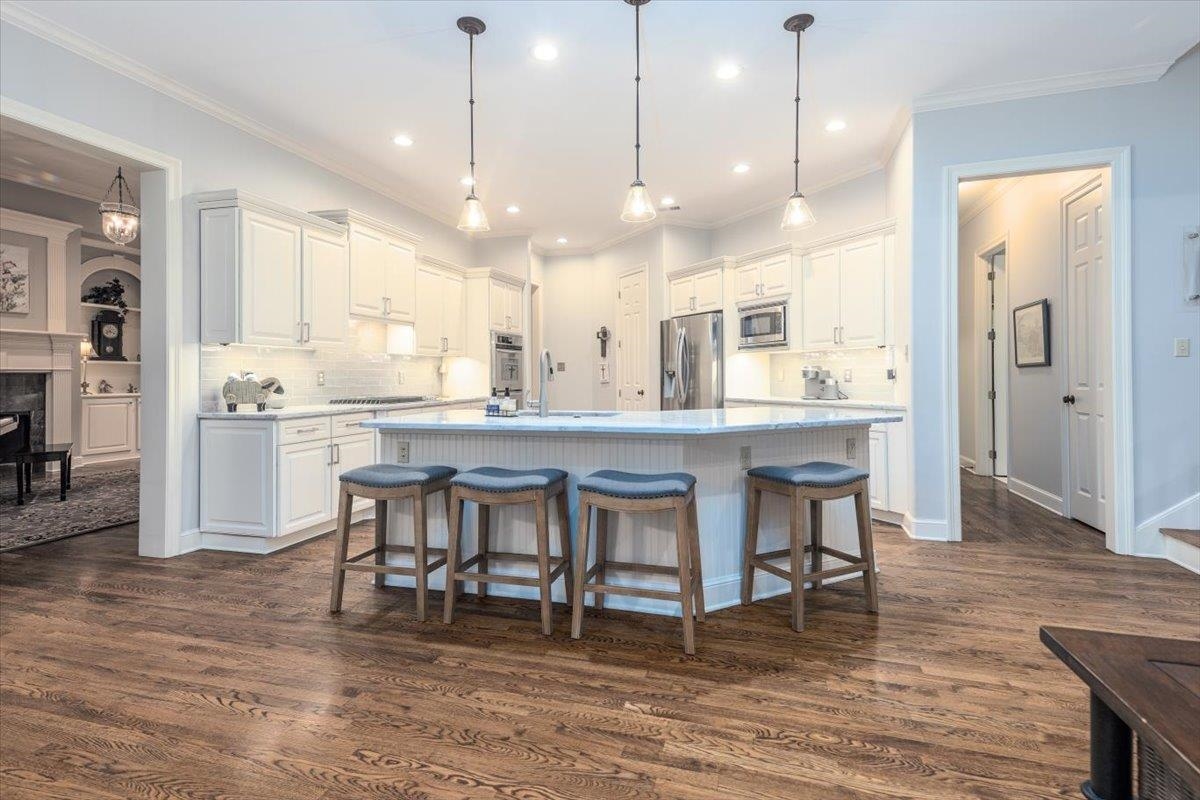 10050 AVENT RIDGE CV