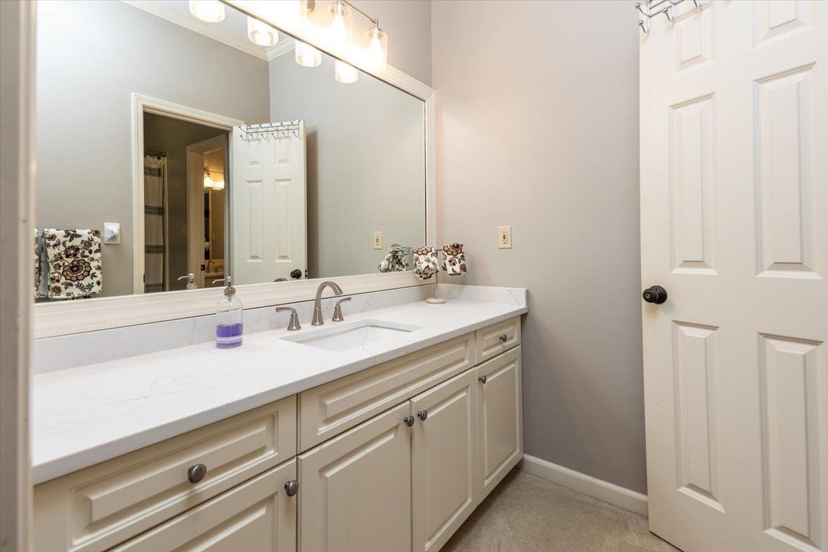 10050 AVENT RIDGE CV