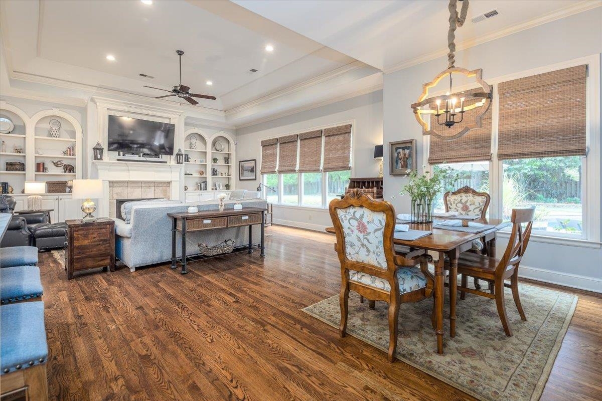 10050 AVENT RIDGE CV