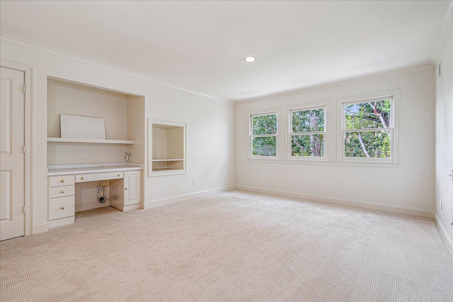 4018 BARONNE WAY Unit: 44