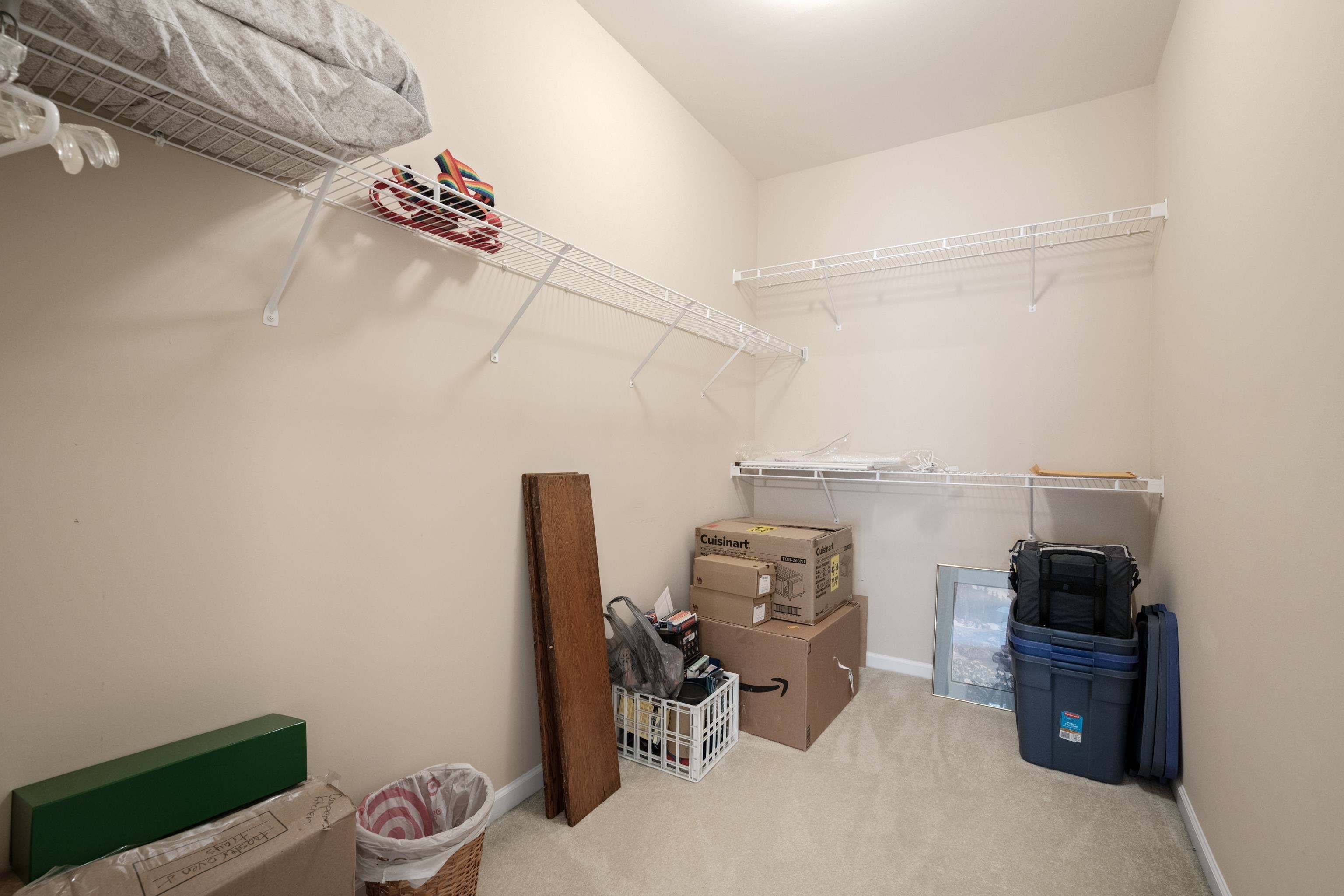 192 N WHITE STATION RD