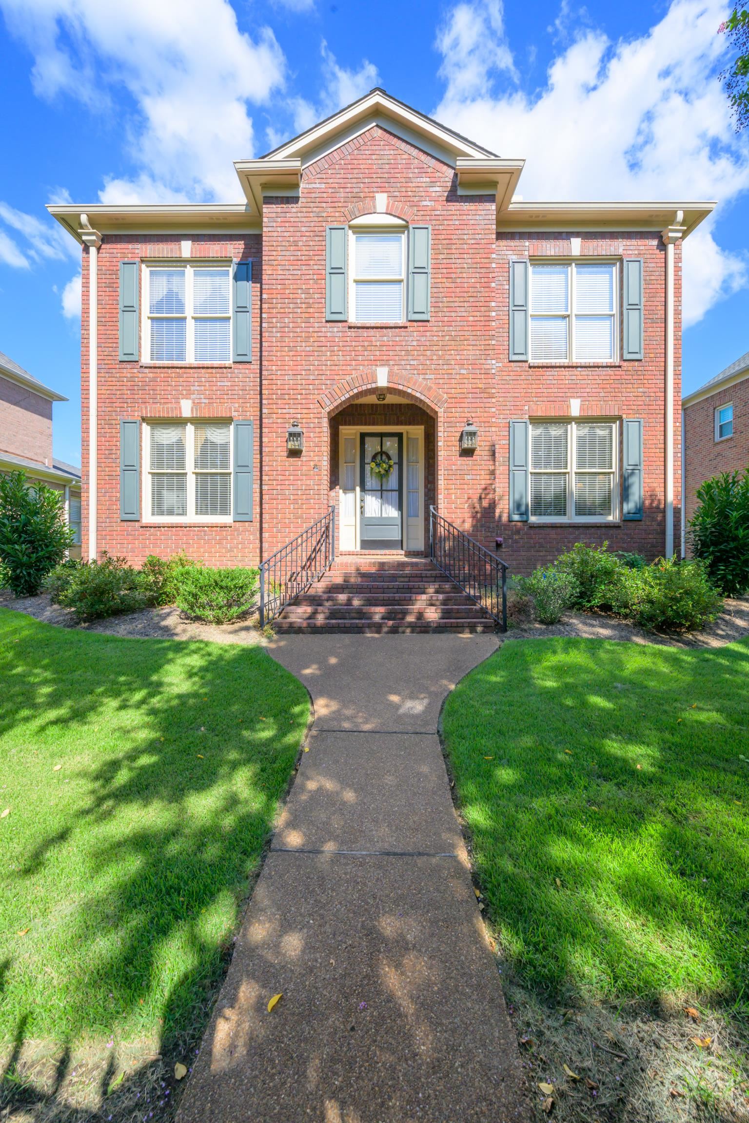 192 N WHITE STATION RD