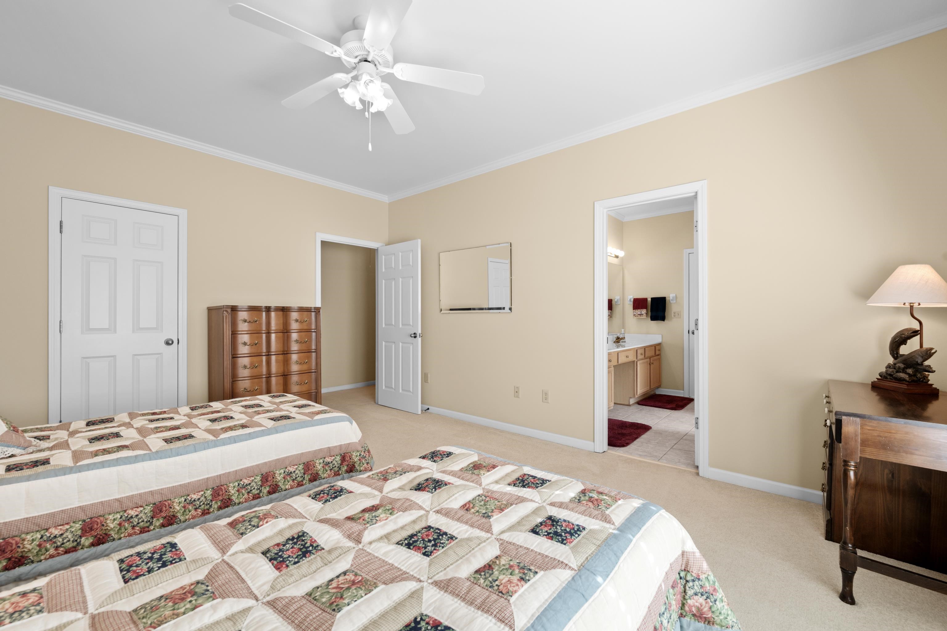 192 N WHITE STATION RD