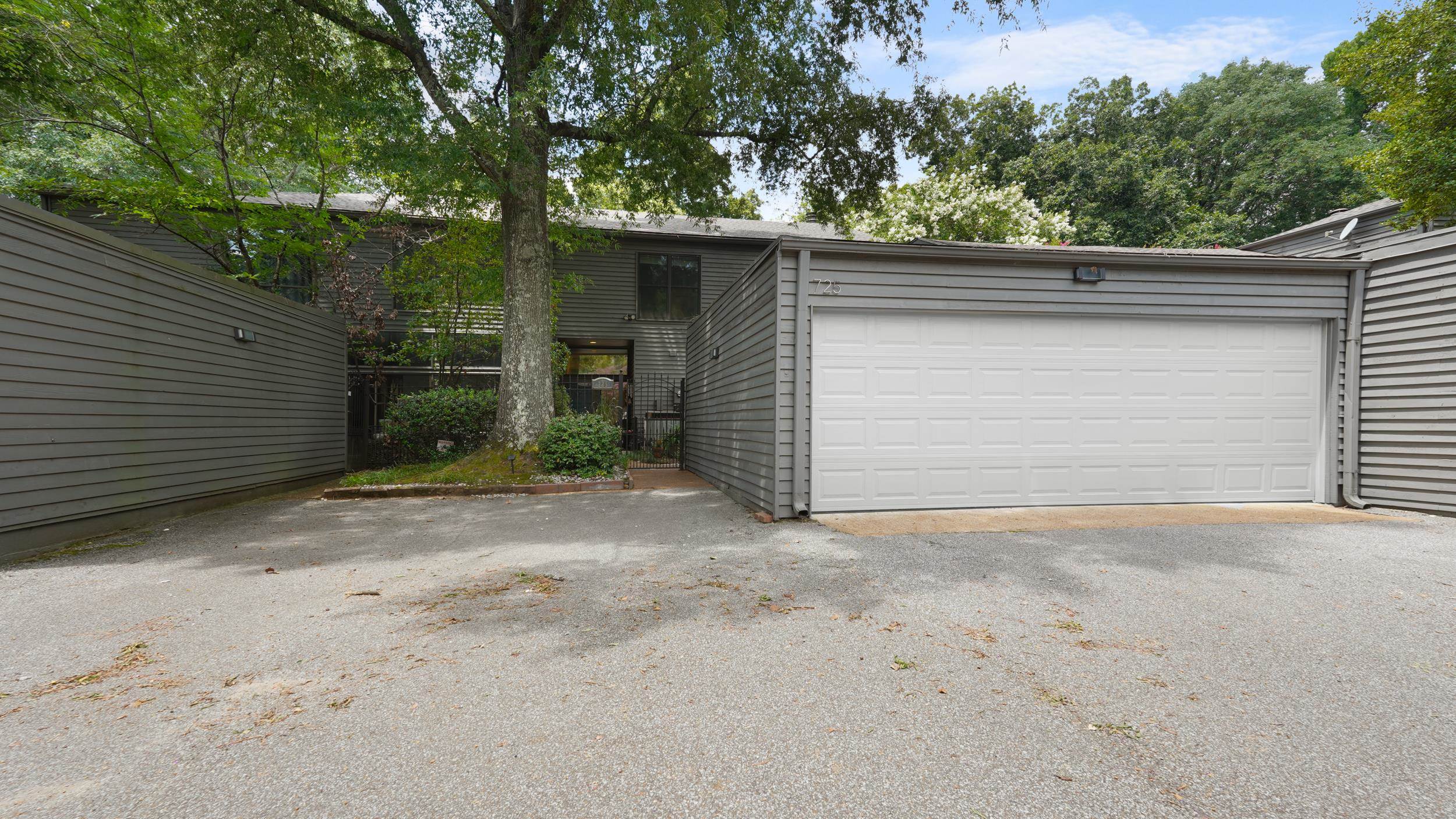 725 EVENTIDE DR Unit: 34