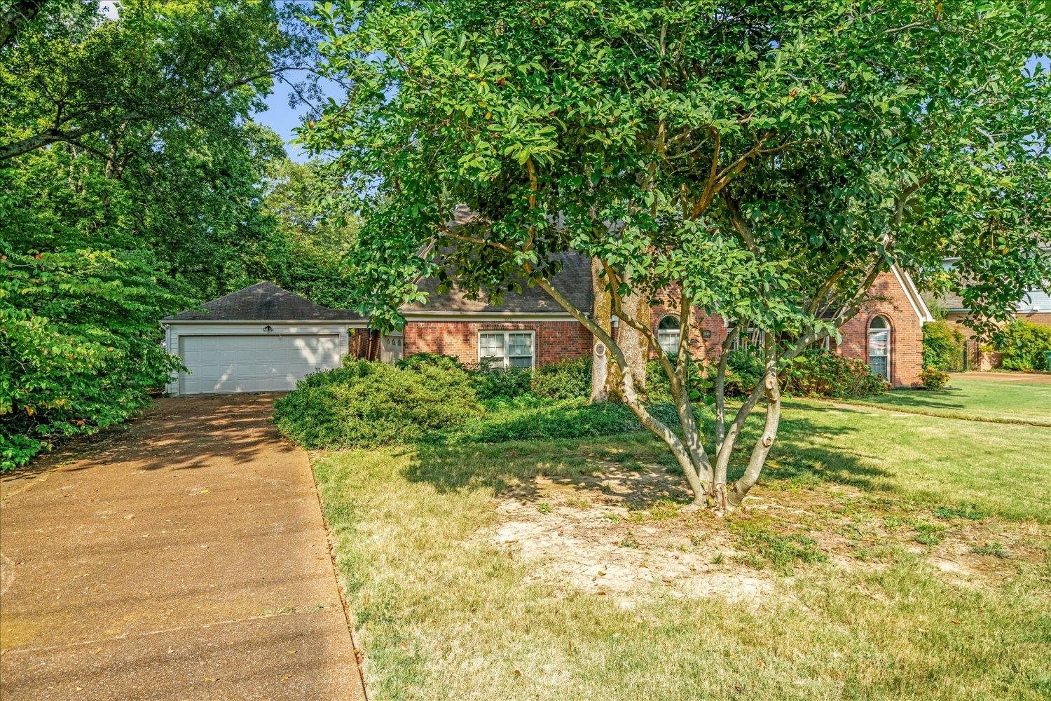 1665 RIVERDALE RD