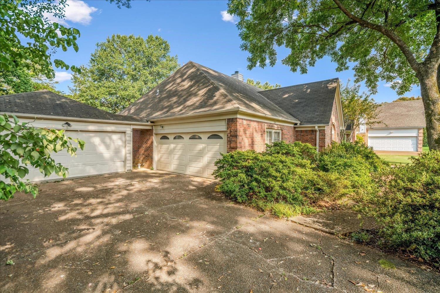 1665 RIVERDALE RD