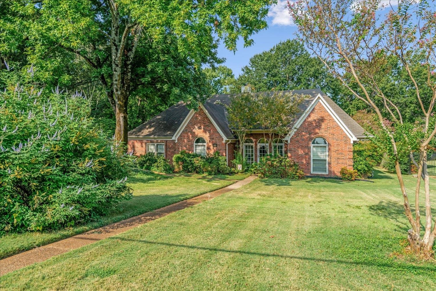 1665 RIVERDALE RD
