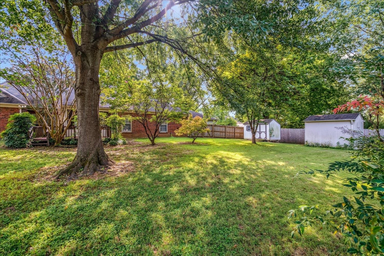 1665 RIVERDALE RD