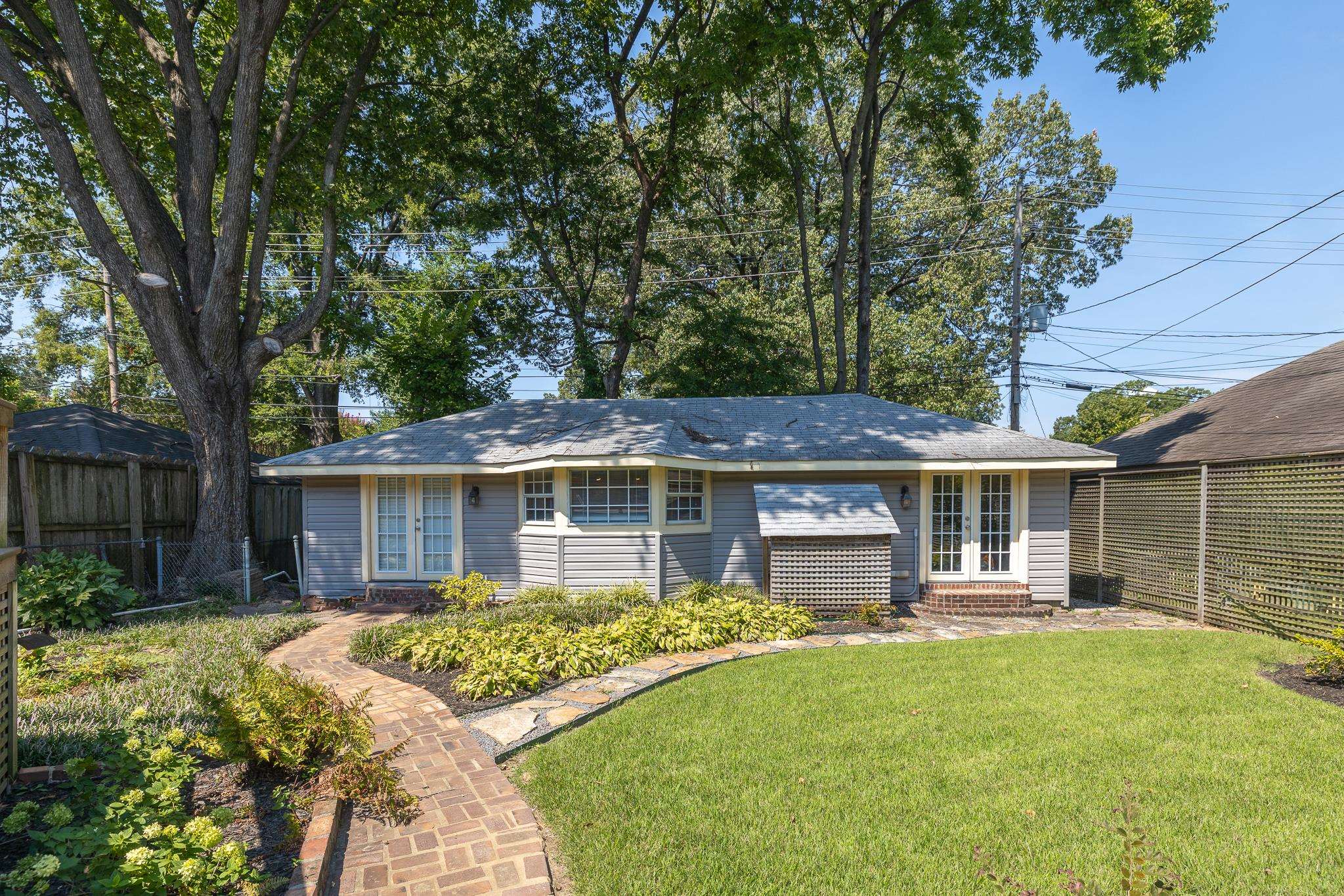401 STONEWALL ST