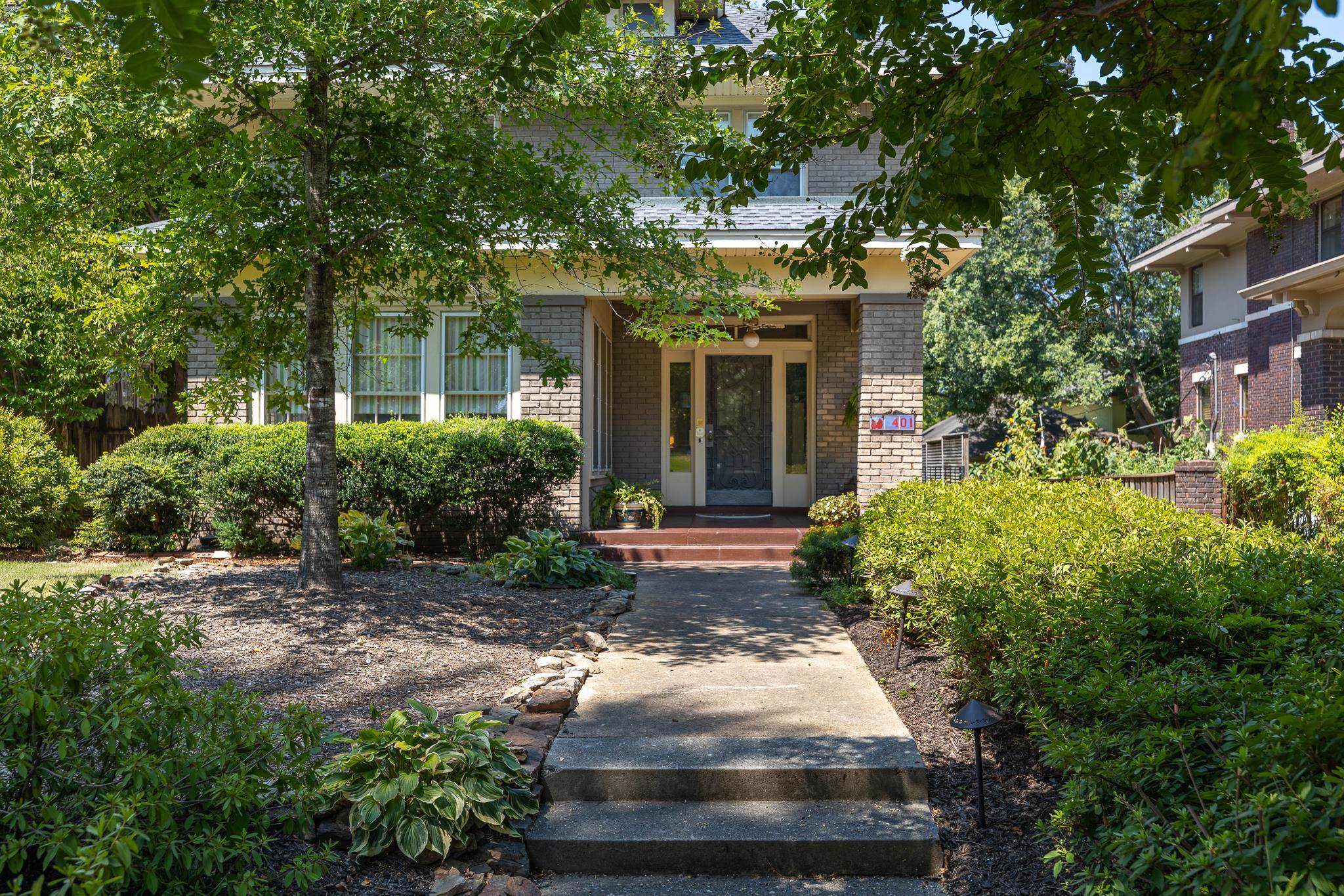 401 STONEWALL ST